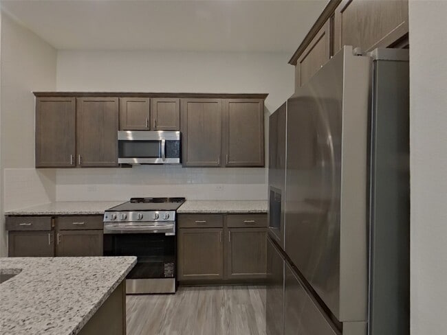 Building Photo - 22829 Terrazzo Dr