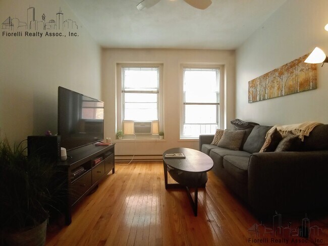 Building Photo - 84 Prince St