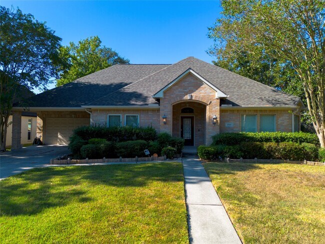 Foto del edificio - 15315 T C Jester Blvd