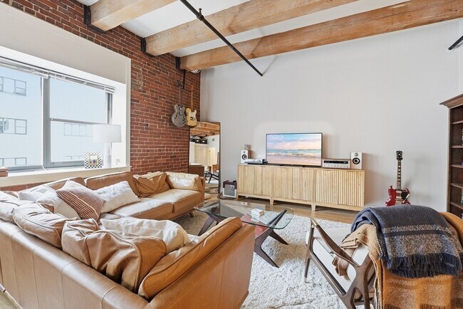 Foto del edificio - 33 Sleeper St