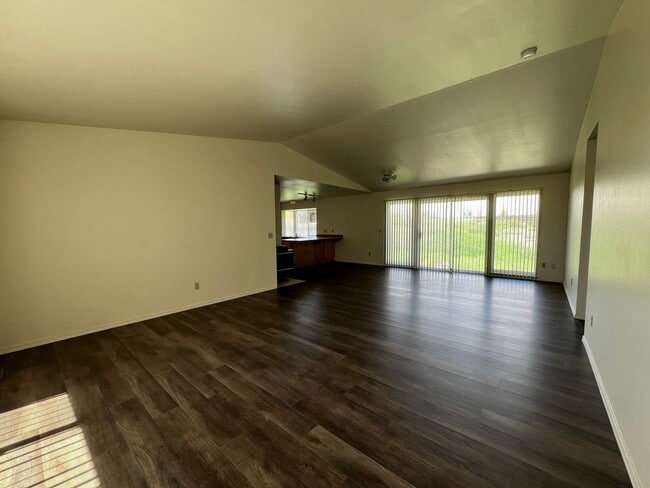 Building Photo - 5301 Tumac Dr