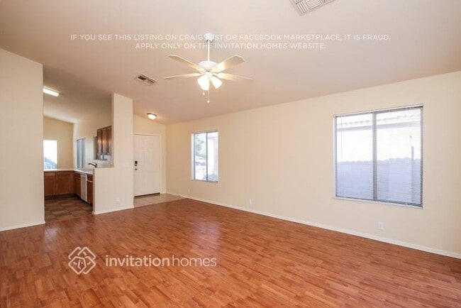 Building Photo - 10630 E Emerald Ave