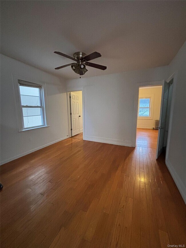 Foto del edificio - 102-27 129th St