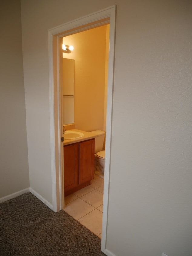 Full bath with Tub - 5461 Water Tower Promenade