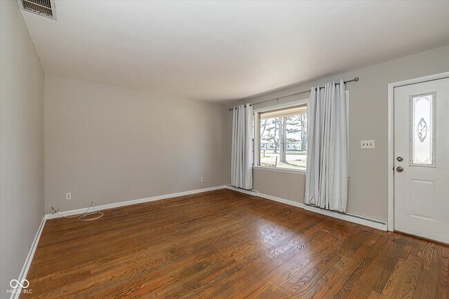 Foto del edificio - 9631 Kittrell Dr