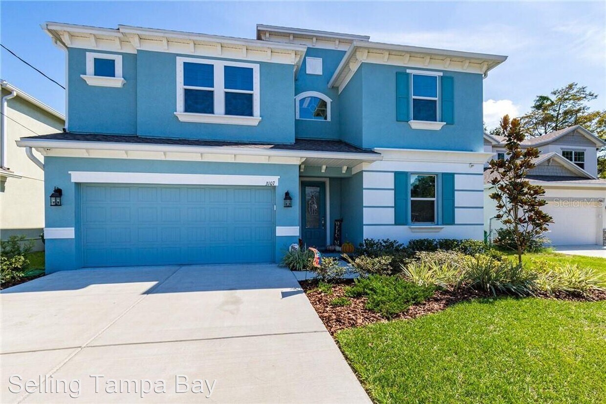 Primary Photo - 5 br, 4 bath House - 3107 N Kinyon Ave