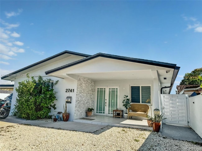 Photo - 2741 SW 67th Ave House