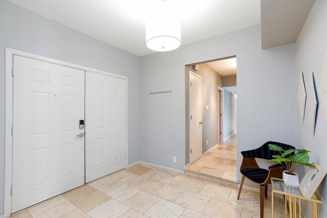 Building Photo - 1443 Aztec Way