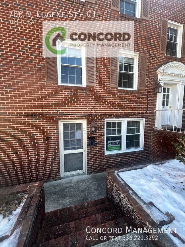 Building Photo - 706 N Eugene St