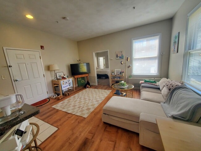 Foto del edificio - 362 Harvard St