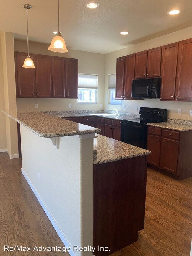 Building Photo - 3 br, 3 bath House - 7654 Camille Court
