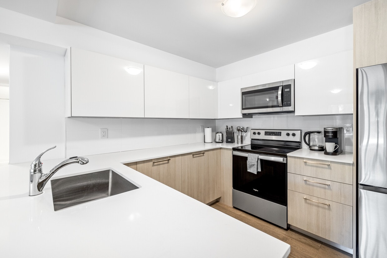 Primary Photo - Modern 2 Bedroom Living at Bathurst & Egli...