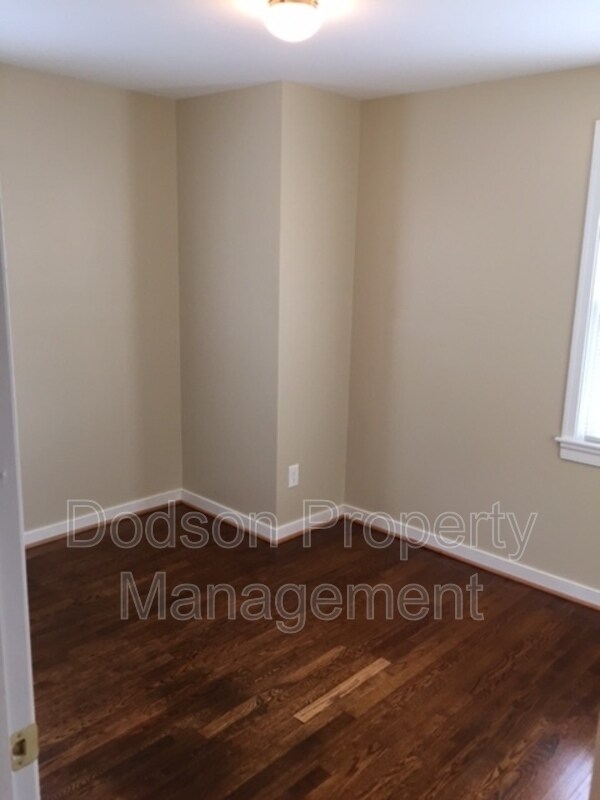 Building Photo - 1606 Gunn St