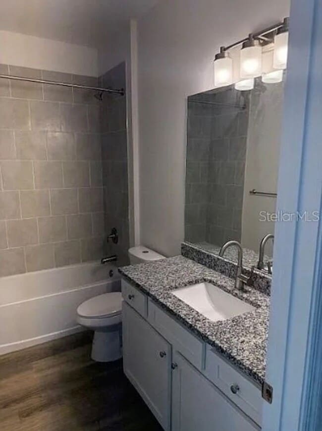 Foto del edificio - 5281 Gillot Blvd