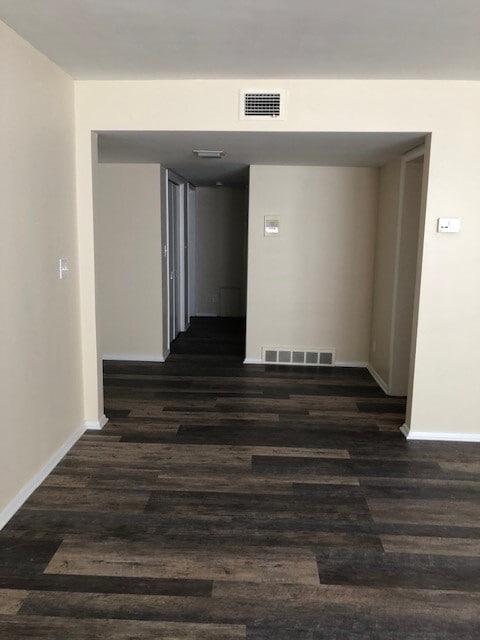 Foto del edificio - Embassy House