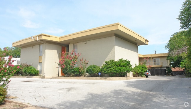 Building Photo - Tulsa Way Apartments