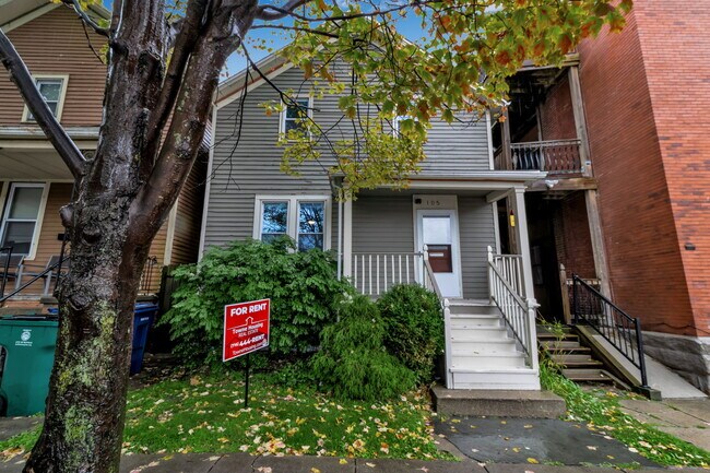 Foto del edificio - 105 Mariner St