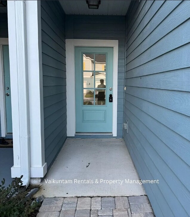 Building Photo - 370 Richmond Dr