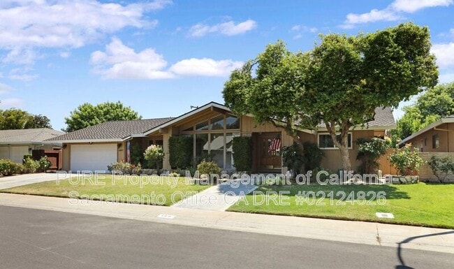 Building Photo - 160 Westcott Way