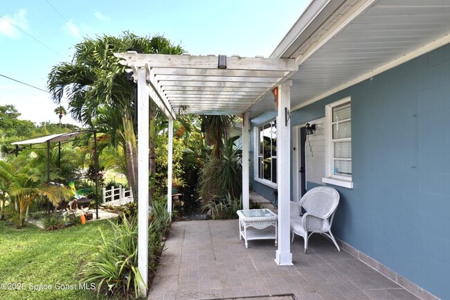 Building Photo - 3681 Rio Vista Way