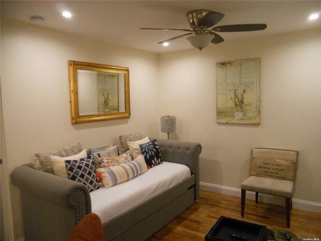 3 bedroom in Canarsie NY 11236 - 3 bedroom in Canarsie NY 11236