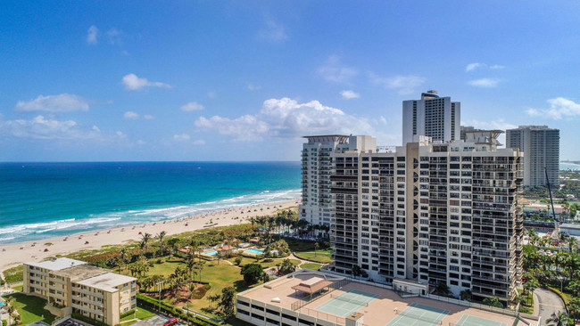 Building Photo - 3400 N Ocean Dr