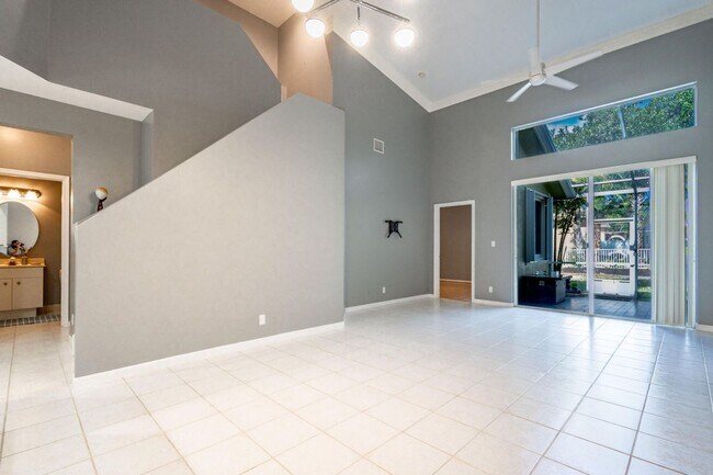 Building Photo - 5661 NW 125th Ave