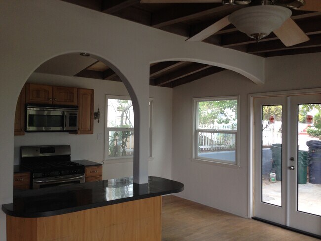 Building Photo - 2175 Guizot St