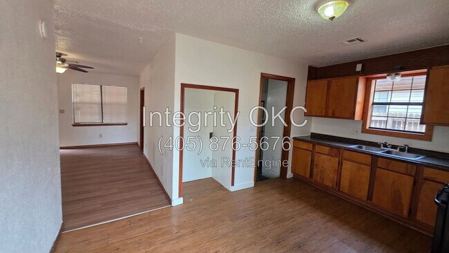 Foto del edificio - 6316 S Durland Ave