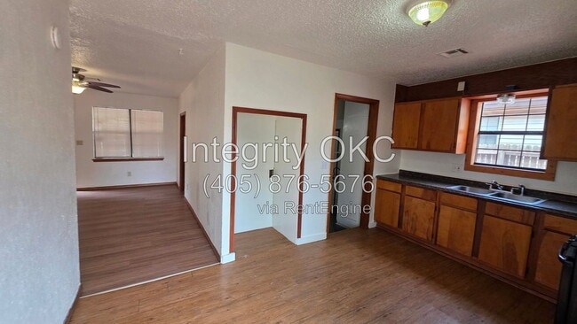 Photo - 6316 South Durland Avenue House