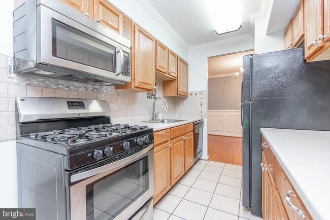 Foto del edificio - 3334 Woodburn Village Dr