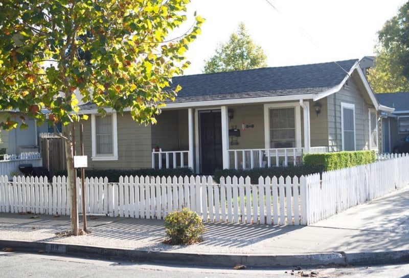 Primary Photo - 99 Norton Ave