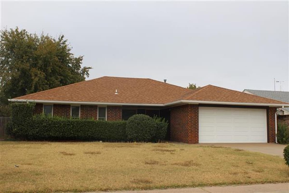 Primary Photo - 4114 Twilight Ave