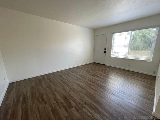 Foto del edificio - 4515 Bancroft St