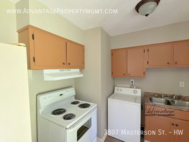 Building Photo - 3807 Masterson St