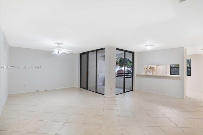 Foto del edificio - 3570 Magellan Cir