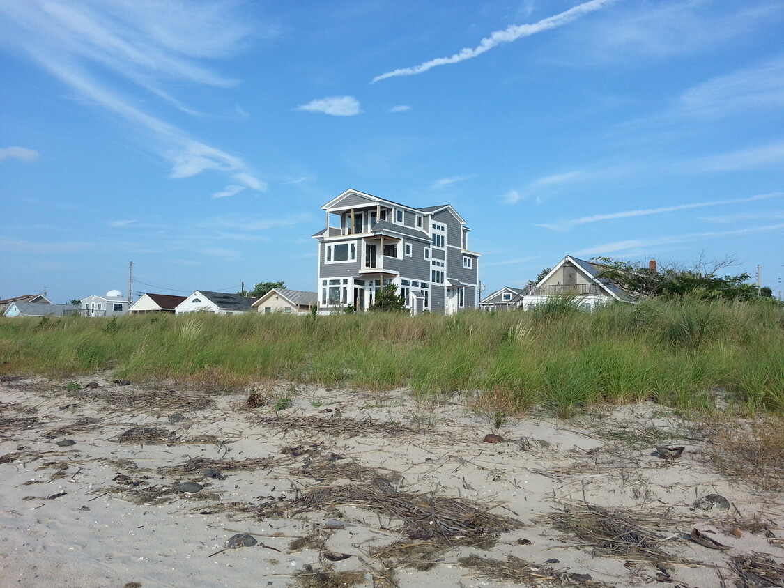 Beach front - 97 Millman Ln