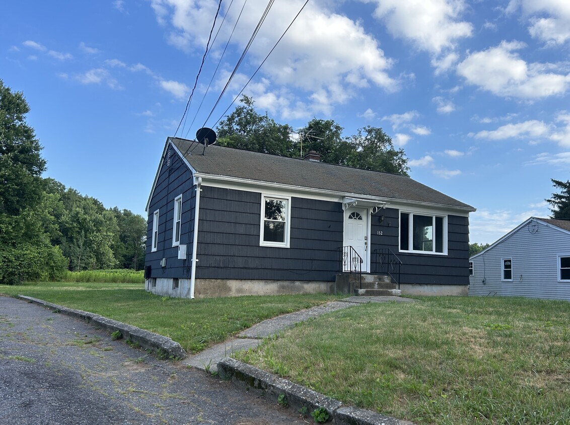 Primary Photo - 152 Cottage Rd