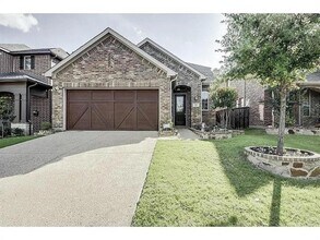 Building Photo - 212 Chester Dr
