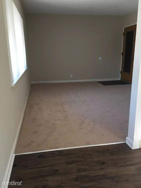 Building Photo - 1 br, 1 bath Apartment - 912-922 Cedar Ave.