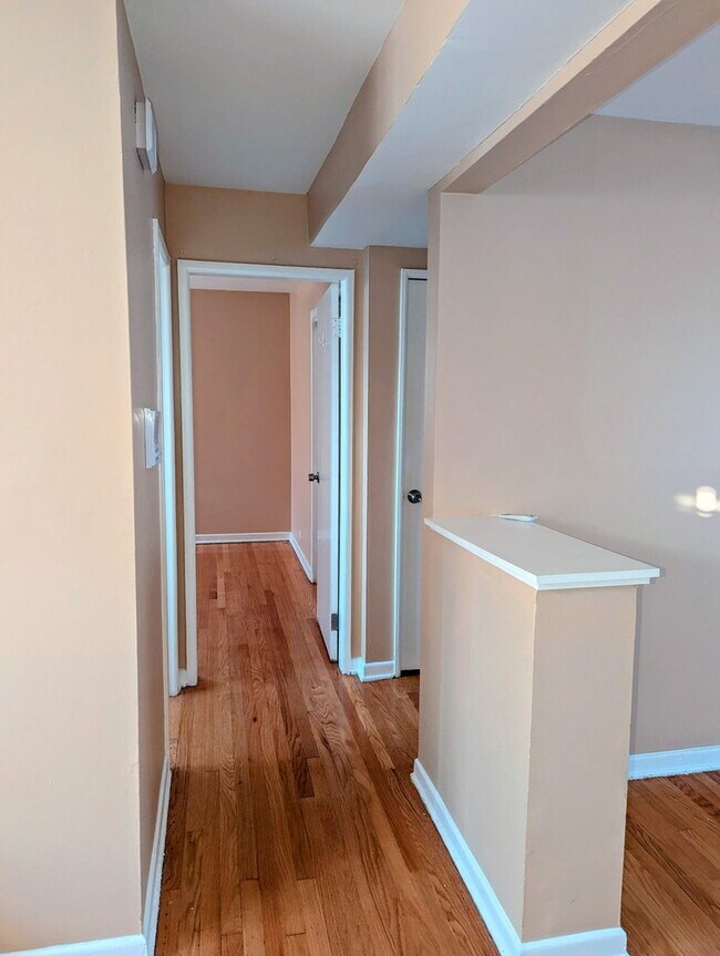 Foto del edificio - 406 E 109th St