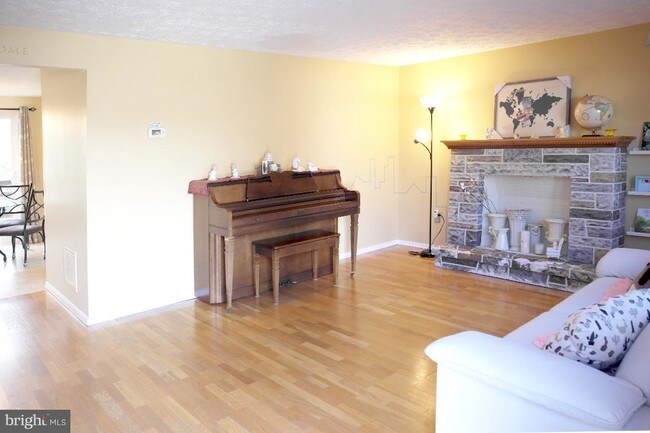 Building Photo - 7970 Millstream Ct