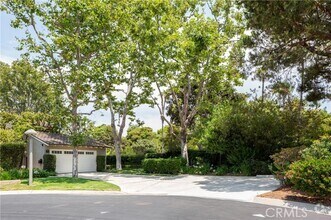 Building Photo - 520 Laver Way