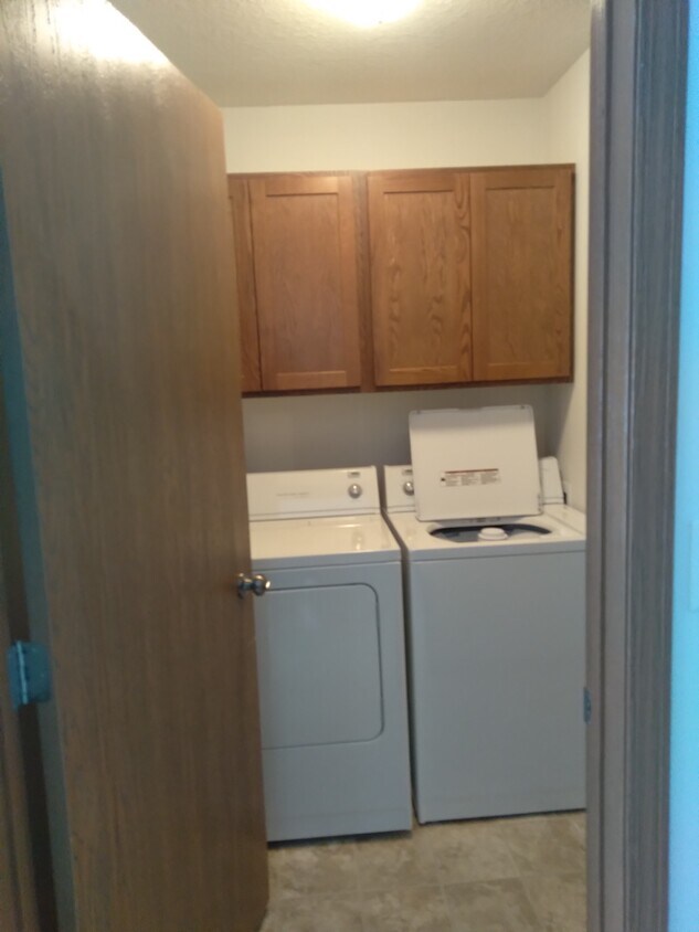 Foto del edificio - 2204 Cobblestone Dr