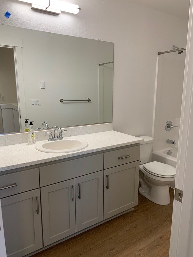 upstairs bathroom - 3503 NE McDonald Ln