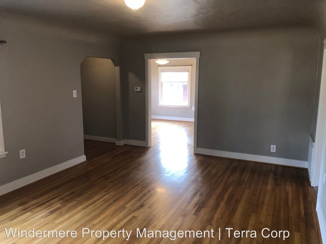 Foto del edificio - 4 br, 2 bath House - 1217 12th Street