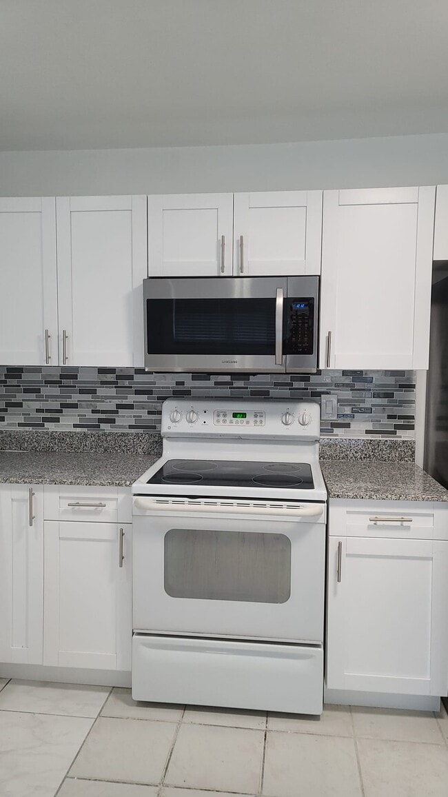 Foto del edificio - 720 SW 7th St
