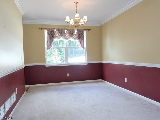 Building Photo - 5 Musky Ridge Dr