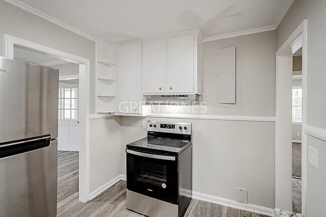 Building Photo - 1236 S Dixon Dr