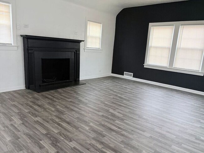 Foto del edificio - 9910 E 38 Terrace